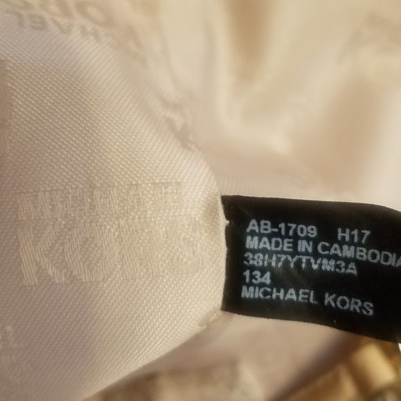 Michael Kors Tote - Picture 6 of 6